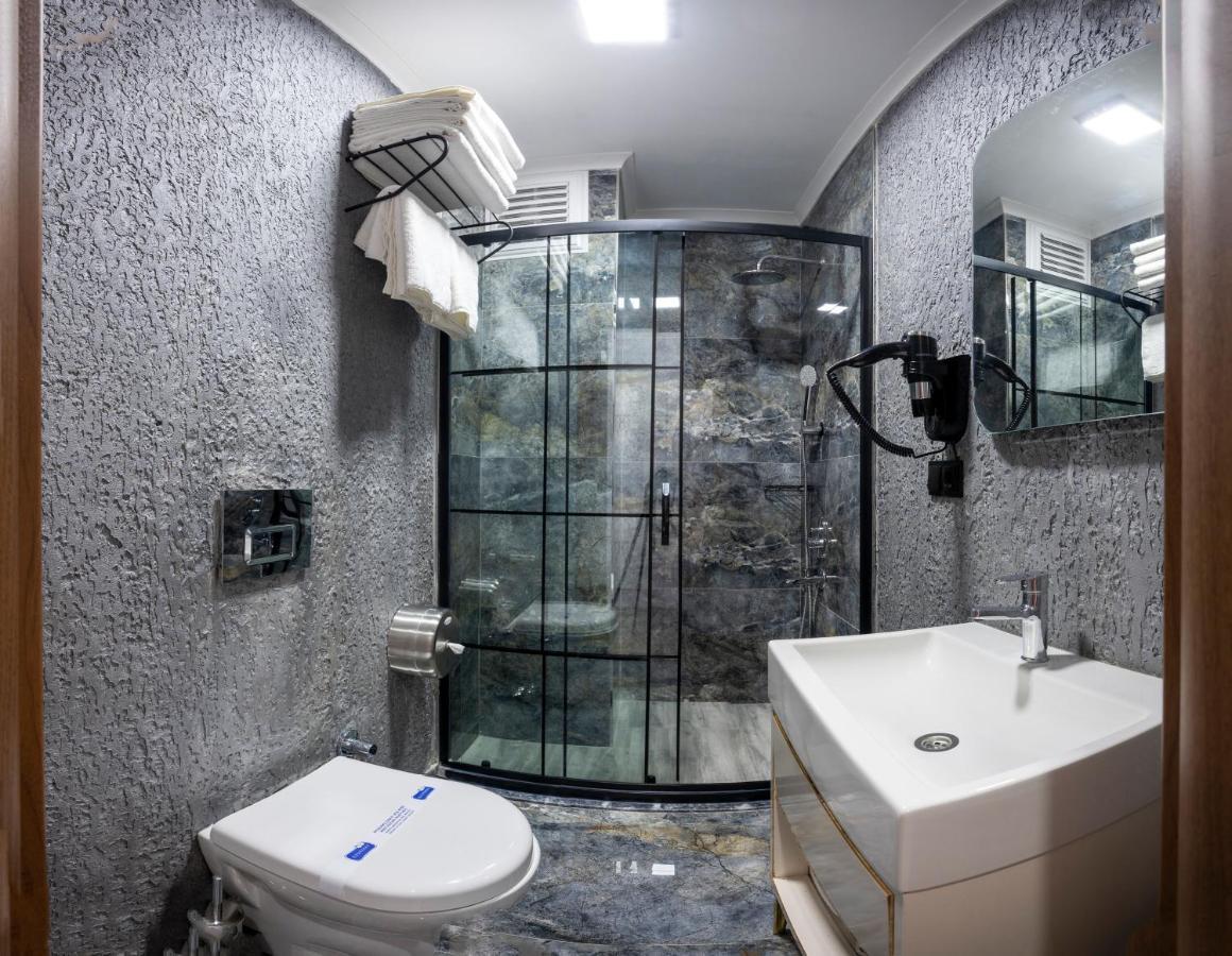 Luxury Airport Hotel By Zazzoni-Istanbul Airport Arnavutkoy エクステリア 写真